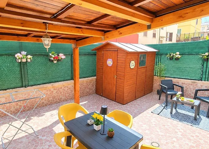 Mirti Patio דירה